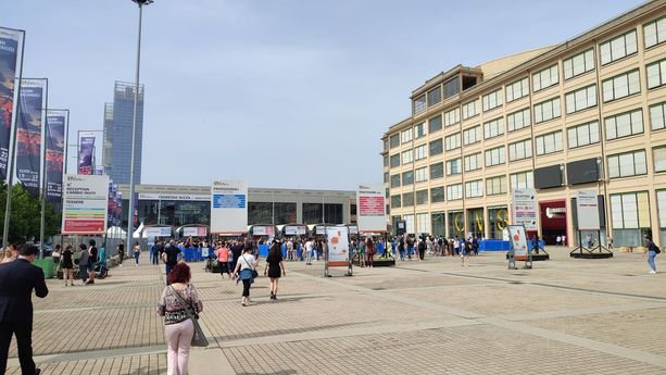 Salone del Libro, domenica più tranquilla: code dimezzate agli ingressi