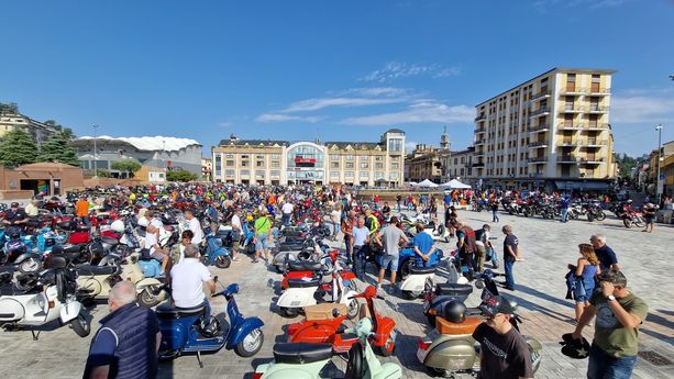 VIDEO e FOTO. La MotoAdunata apre la Festa della Montagna di Varese. Senza Alpini non sarebbe Ferragosto