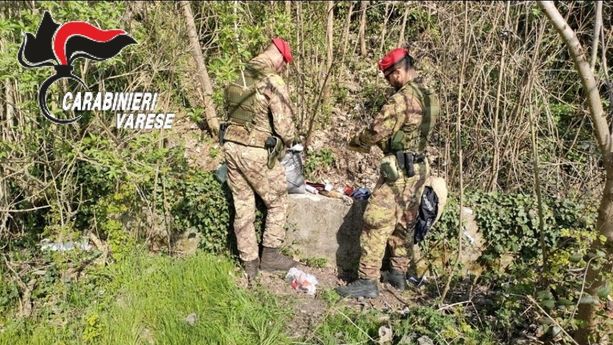 Operazione antidroga al Parco Pineta: arrestate quattro persone. Sequestrati anche una mannaia e un coltello