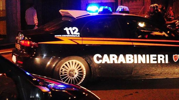 Incendio la scorsa notte in un condominio di Cardano Al Campo, ragazzina salvata da due carabinieri Incendio la scorsa notte in un condominio di Cardano Al Campo, ragazzina salvata da due carabinieri