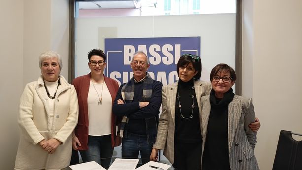 Verso le amministrative, Massimiliano Bassi si candida a sindaco: "Bordighera deve essere la città del sorriso" (Foto e video) Verso le amministrative, Massimiliano Bassi si candida a sindaco: "Bordighera deve essere la città del sorriso" (Foto e video)