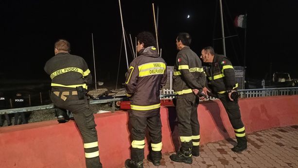 Foce del Nervia: riprese le ricerche del migrante disperso, scarse le speranze di trovarlo in vita Foce del Nervia: riprese le ricerche del migrante disperso, scarse le speranze di trovarlo in vita