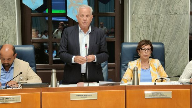 Strigliata a Bergaminelli, Scajola in consiglio comunale: &quot;Perché ce l'hanno tutti con me?&quot;