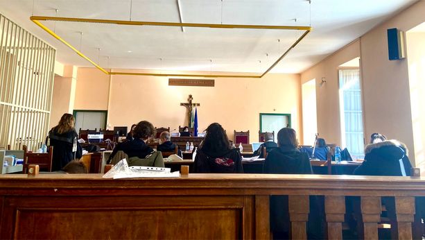 Accusato di violenza sessuale da quattro sue pazienti: definitiva la condanna a cinque anni per medico albese