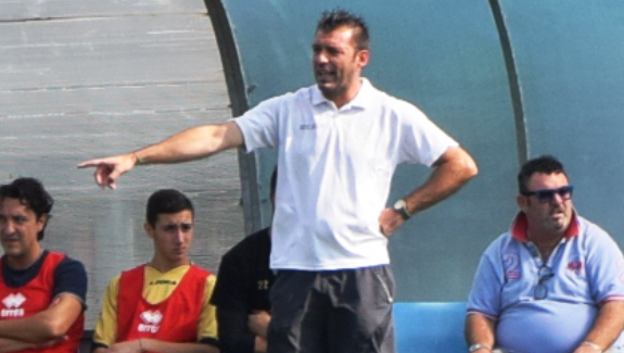 CALABRO' VERSO LE 400 PANCHINE - Il mister del Mathi: "Felice ed orgoglioso" CALABRO' VERSO LE 400 PANCHINE - Il mister del Mathi: "Felice ed orgoglioso"