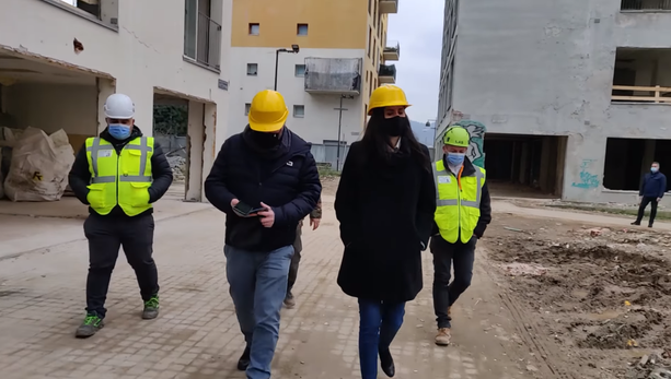 Appendino al cantiere ex Moi: "Non mi sembra vero: si chiude una ferita aperta per Torino" Appendino al cantiere ex Moi: "Non mi sembra vero: si chiude una ferita aperta per Torino"