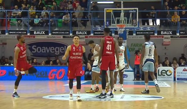 BRINDISI-VARESE, la diretta: 52-60 al 23'