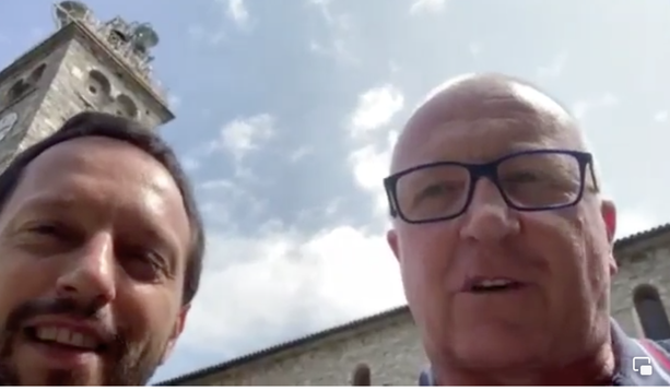 VIDEO - Ad Arsago Seprio le campane suonano l'inno di Mameli per Giorgia: «Grazie per quello che hai fatto» VIDEO - Ad Arsago Seprio le campane suonano l'inno di Mameli per Giorgia: «Grazie per quello che hai fatto»