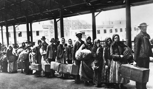 La Lega dei Ticinesi è preoccupata: “Il Covid potrebbe far esplodere il numero di domande d'asilo in Svizzera” La Lega dei Ticinesi è preoccupata: “Il Covid potrebbe far esplodere il numero di domande d'asilo in Svizzera”