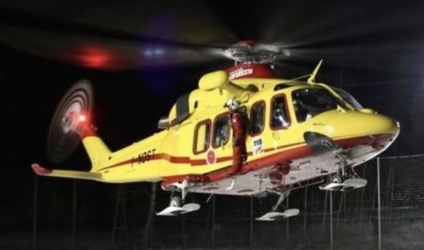 Tradate, incidente nella notte sulla Varesina: un ferito grave portato al Circolo con l'elisoccorso Tradate, incidente nella notte sulla Varesina: un ferito grave portato al Circolo con l'elisoccorso
