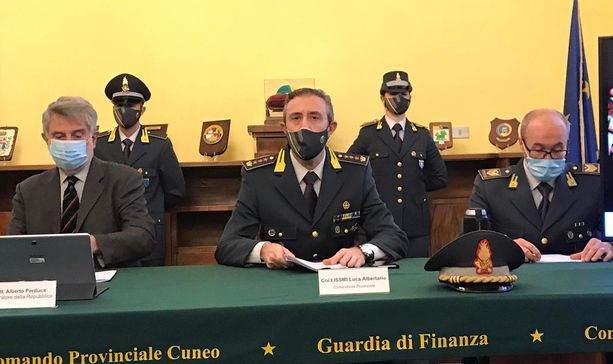 Pregiudicato albese al vertice di un'organizzazione criminale che operava tra Italia e Spagna