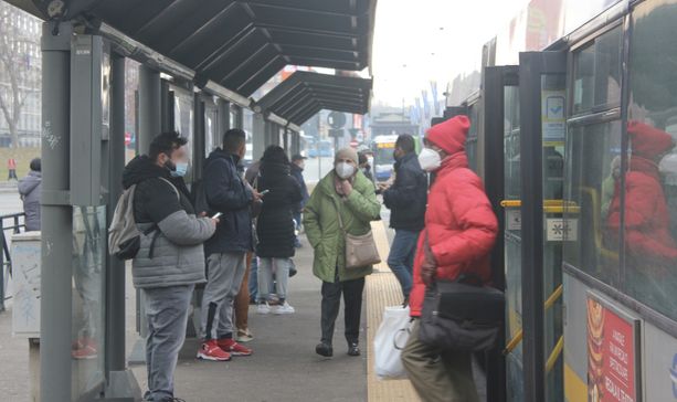 Gtt, il traporto pubblico "resiste" all'emergenza Covid: a Torino "soltanto" 500 corse in meno