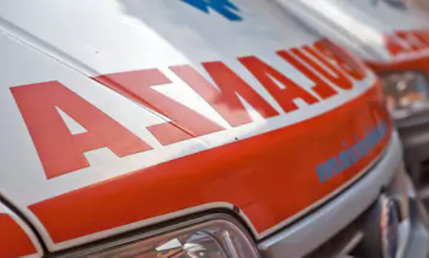 Due auto si scontrano sulla statale 233 a Valganna, soccorse tre persone