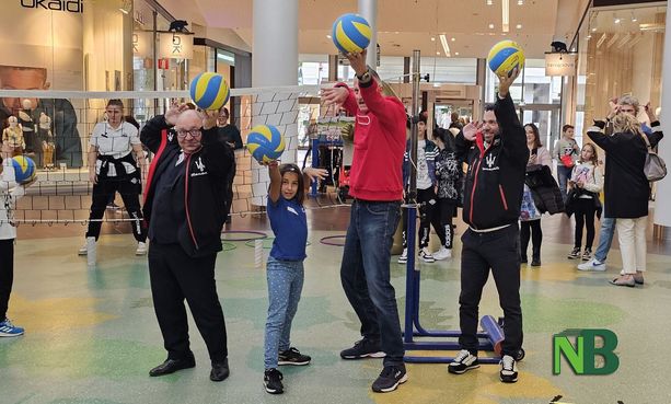 Pallavolo: Del Monte® Supercoppa SuperLega, la parola al Sindaco e al Vice Sindaco di Biella  VIDEO Pallavolo: Del Monte® Supercoppa SuperLega, la parola al Sindaco e al Vice Sindaco di Biella  VIDEO
