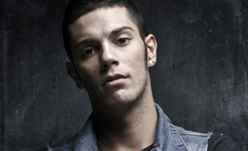 ‘Butterfly’ è il nuovo singolo di Emis Killa che lo vede insieme a Simba La Rue