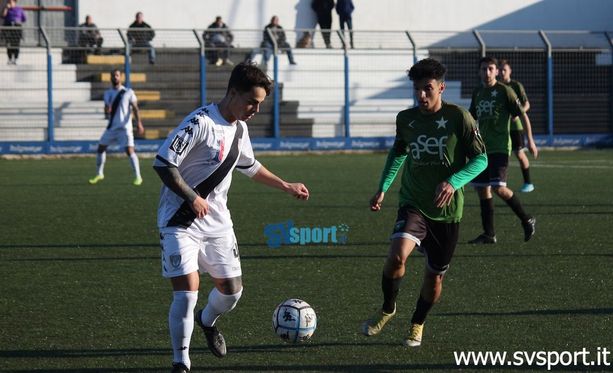 Calciomercato. Mattia Grandoni ritrova mister Solari, imminente il passaggio al Fossano Calciomercato. Mattia Grandoni ritrova mister Solari, imminente il passaggio al Fossano