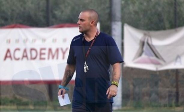 Calcio, Albissole. Sarpero contento a metà del 2-0 sul Legino: "Nel primo tempo meglio loro, dobbiamo velocizzare le nostre giocate" (VIDEO) Calcio, Albissole. Sarpero contento a metà del 2-0 sul Legino: "Nel primo tempo meglio loro, dobbiamo velocizzare le nostre giocate" (VIDEO)