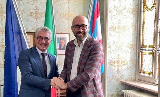 Fondazione CrC, Cuneo con Borgna, Mondovì con Gola, Alba ago della bilancia
