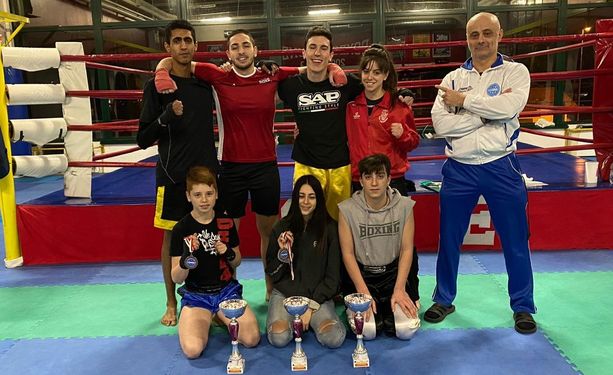 Kick Boxing: quattro vittorie e due terzi posti per la Boxe Cuneo ai campionati interregionali Kick Boxing: quattro vittorie e due terzi posti per la Boxe Cuneo ai campionati interregionali