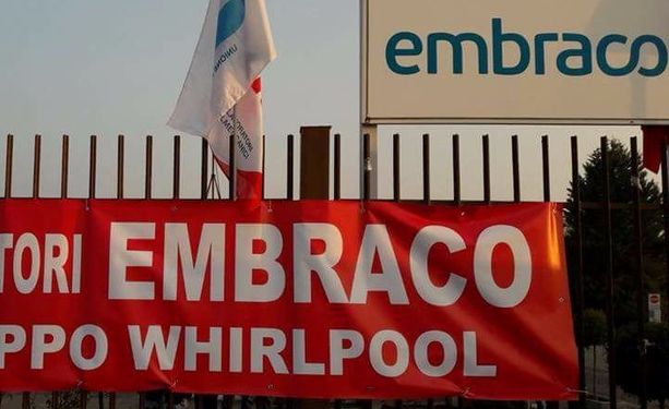 Embraco, dall'Unione Europea ancora una fumata grigia. I sindacati: "Intervenga il governo" Embraco, dall'Unione Europea ancora una fumata grigia. I sindacati: "Intervenga il governo"