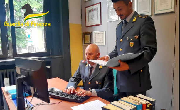 Frode fiscale, amministratore di una società di Busto patteggia. Disposta la confisca di oltre 300mila euro Frode fiscale, amministratore di una società di Busto patteggia. Disposta la confisca di oltre 300mila euro