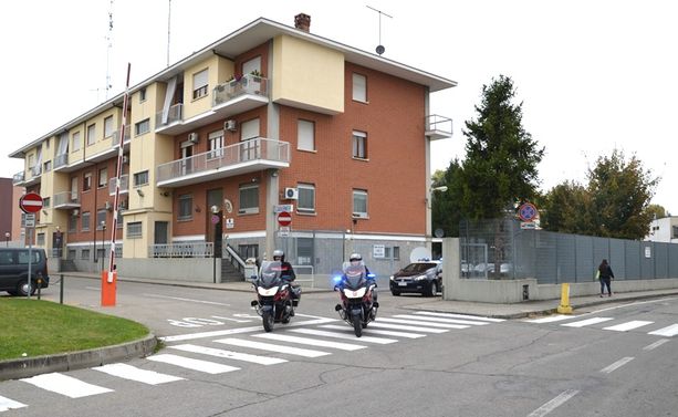 Colpi in villa e auto rubate: salgono a 67 i colpi attribuiti alla &quot;banda del buco&quot;