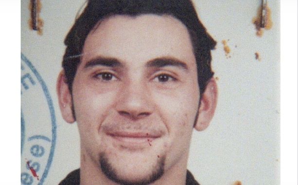 Finita la fuga di Elia Del Grande: preso dai carabinieri a Varano Borghi Finita la fuga di Elia Del Grande: preso dai carabinieri a Varano Borghi