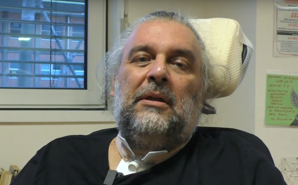 Dopo l'incidente, 1° messaggio di don Riccardo Robella ai suoi amici e fedeli: "Botta interessante, ma ora miglioro giorno dopo giorno" Dopo l'incidente, 1° messaggio di don Riccardo Robella ai suoi amici e fedeli: "Botta interessante, ma ora miglioro giorno dopo giorno"