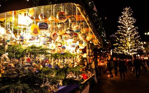 Continuano i caratteristici mercatini di Natale a Lugano Continuano i caratteristici mercatini di Natale a Lugano