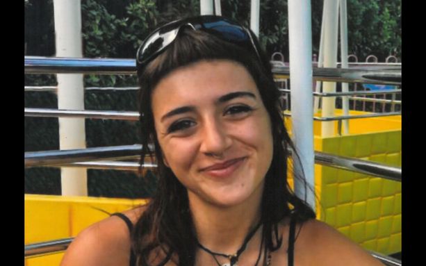 A Roccabruna l'ultimo saluto a Elena, la 18enne deceduta nell'incidente a Monastero di Dronero