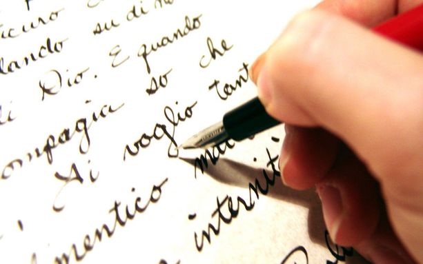 &quot;Realizziamo una casa della poesia&quot;: a Torino versi ed emozioni per stimolare l'aggregazione sociale