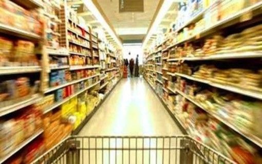 Cresce di poco il potere d’acquisto delle famiglie e si riduce il tasso di risparmio