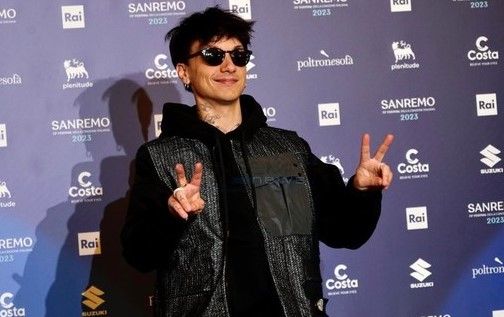 Arriva l’album live di Ultimo e la sua favola continua negli stadi italiani