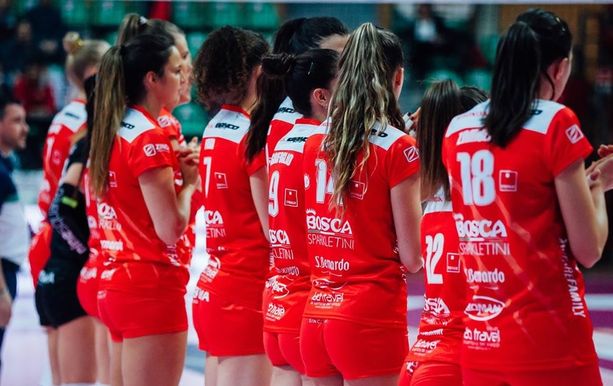 Volley femminile A1 - Coronavirus, sospese le attività sportive in Veneto e Lombardia: rinviata Conegliano-Cuneo Volley femminile A1 - Coronavirus, sospese le attività sportive in Veneto e Lombardia: rinviata Conegliano-Cuneo