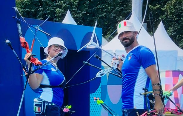 Parigi 2024, Tiro con l'arco. Chiara Rebagliati saluta Parigi, la coppia mista con Mauro Nespoli eliminata dalla Corea del Sud Parigi 2024, Tiro con l'arco. Chiara Rebagliati saluta Parigi, la coppia mista con Mauro Nespoli eliminata dalla Corea del Sud