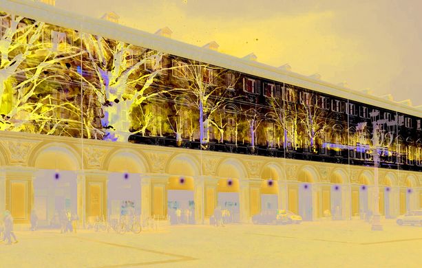 Ora a Torino è davvero Natale: acceso lo spettacolo di luci e suoni che racconta l'inverno di Vivaldi, Piazzolla e Caikovskij [FOTO]