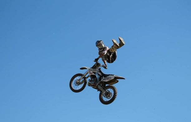 Storie di Orgoglio Astigiano. Paolo Grana, pilota motocross freestyle: "Il mio primo allievo? Vanni Oddera, ci siamo conosciuti a Valmanera" Storie di Orgoglio Astigiano. Paolo Grana, pilota motocross freestyle: "Il mio primo allievo? Vanni Oddera, ci siamo conosciuti a Valmanera"