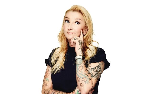 La Pina ambasciatrice del tartufo italiano nel weekend che Alba dedica al primo anno della "cerca" patrimonio Unesco La Pina ambasciatrice del tartufo italiano nel weekend che Alba dedica al primo anno della "cerca" patrimonio Unesco