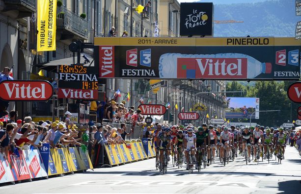 Pinerolo inizia a colorarsi di giallo per il Tour de France