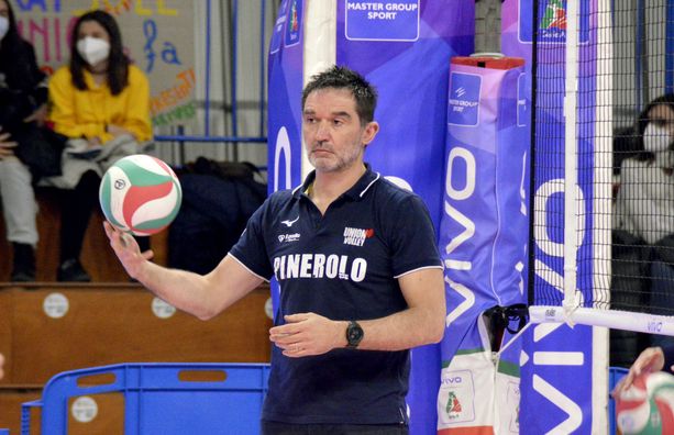 Volley A2/F: l’Unionvolley mette un pullman per tifare Pinerolo Volley A2/F: l’Unionvolley mette un pullman per tifare Pinerolo