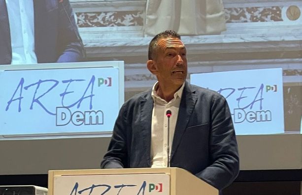 Rigassificatore, Arboscello (Pd): &quot;Centrodestra confuso, manca di coerenza e rispetto verso i cittadini liguri&quot;