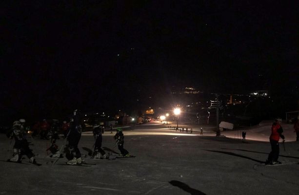 Tutti i venerdì sera sci in notturna a Lüina Tutti i venerdì sera sci in notturna a Lüina