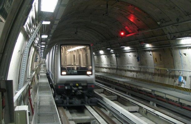Metro 2, una mozione bipartisan contro il taglio delle fermate: &quot;Il Governo e Salvini mandino altri fondi&quot;