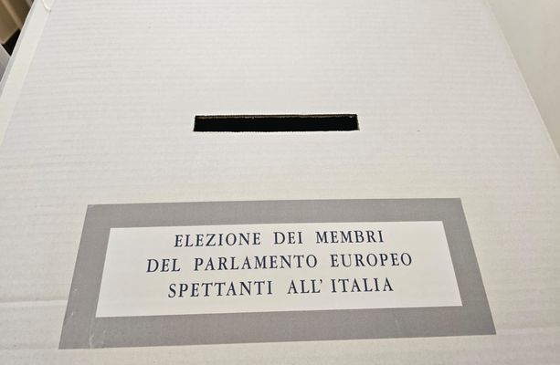 Europee 2024. Le prime proiezioni. Fratelli d'Italia si conferma primo partito davanti al Partito Democratico e al Movimento Cinque Stelle Europee 2024. Le prime proiezioni. Fratelli d'Italia si conferma primo partito davanti al Partito Democratico e al Movimento Cinque Stelle