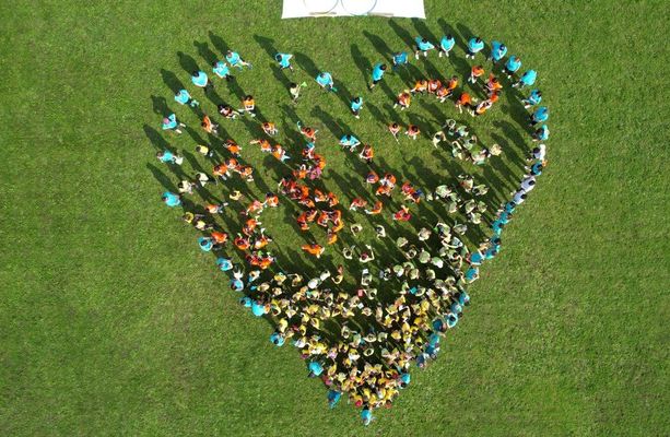 Un cuore scalda le Abbadiadi per una domenica di sport e festa Un cuore scalda le Abbadiadi per una domenica di sport e festa