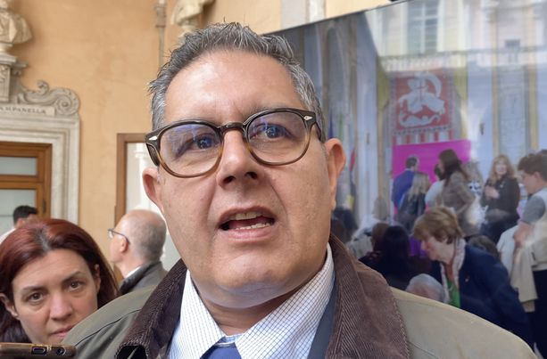 Inchiesta corruzione in Liguria: Toti non parla davanti ai giudici, intanto iniziano a vacillare le fondamenta del ‘castello’
