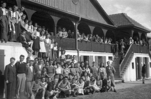 L’immediato dopoguerra nelle Valli valdesi: gli scatti di Ettore Serafino L’immediato dopoguerra nelle Valli valdesi: gli scatti di Ettore Serafino