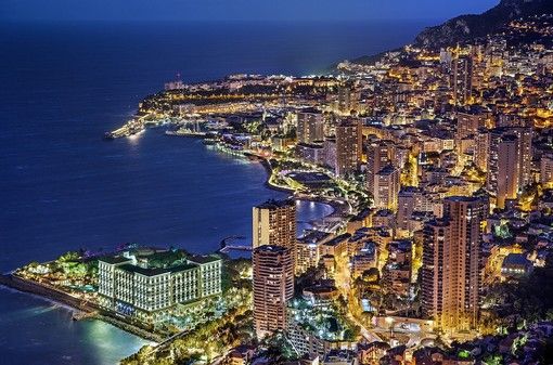 Massimiliano Finazzer Flory omaggia ‘I promessi sposi’ nel Principato di Monaco