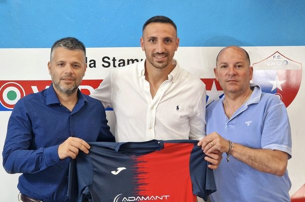 Calcio, Vado. Bomber Alfiero scalpita: &quot;Dopo il contatto con il Vado non ho cercato altre soluzioni. Il potenziale è ottimo, ma bisogna lavorare per diventare squadra&quot;