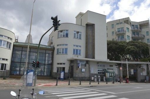 Voltri, tredicenne precipita da un muraglione di otto metri: grave al Gaslini